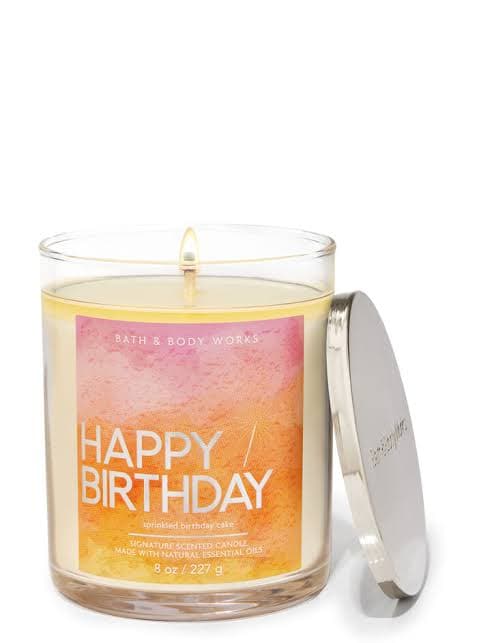 Bath & Body Works Sprinkled Birthday Cake Single Wick Candle